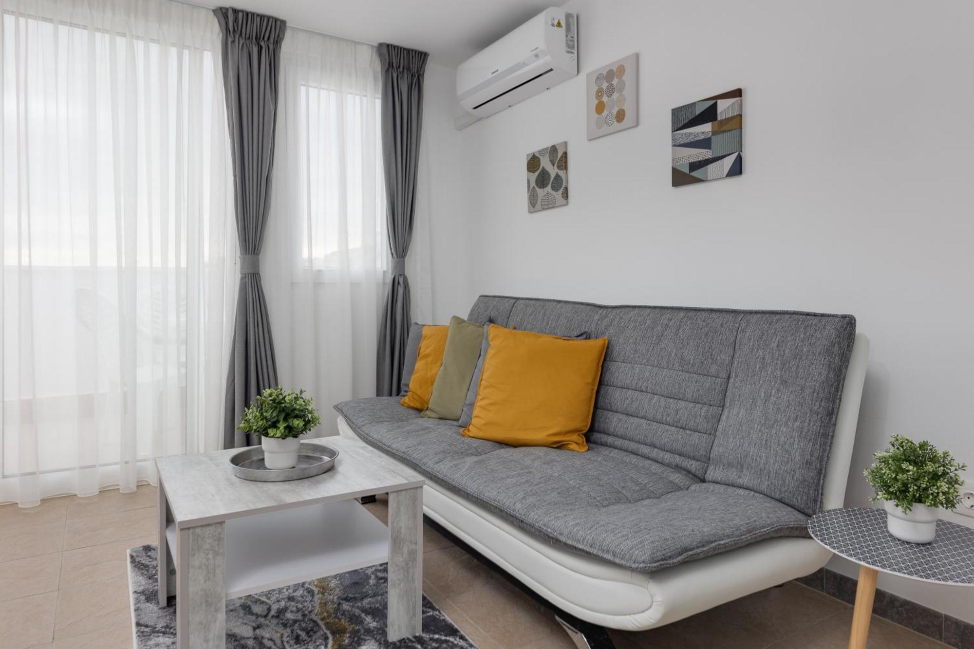 Cosy Apartment Near The Sea Torrevieja Exteriör bild