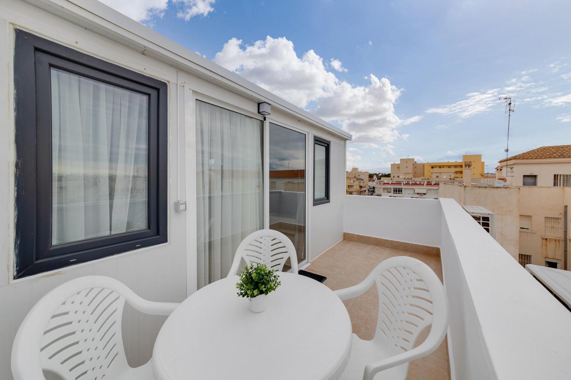 Cosy Apartment Near The Sea Torrevieja Exteriör bild